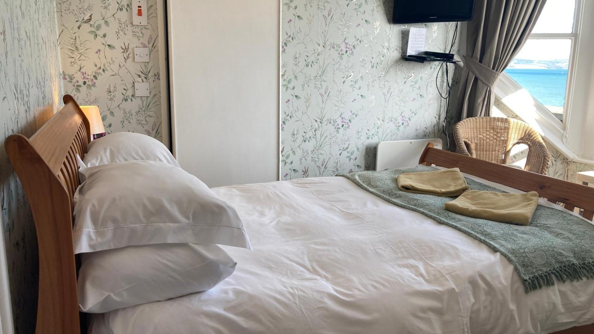 Whitecliff Guest House Веймут Екстер'єр фото